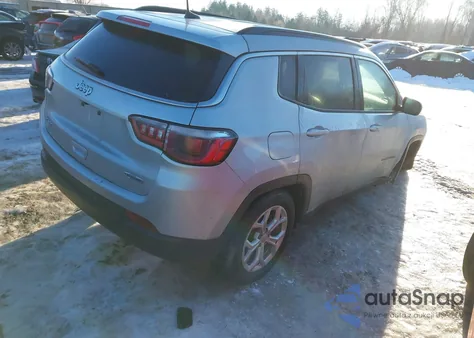 2024 Jeep Compass Latitude 4X4 из США, поврежденный, VIN 3C4NJDBN1RT109912